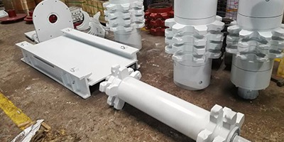 雙志機(jī)械告訴您怎樣生產(chǎn)質(zhì)量好的鍛造刮板、E型螺栓、刮板機(jī)配件