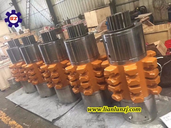 SGZ1000鏈輪組件等刮板機(jī)配件驗收完畢！